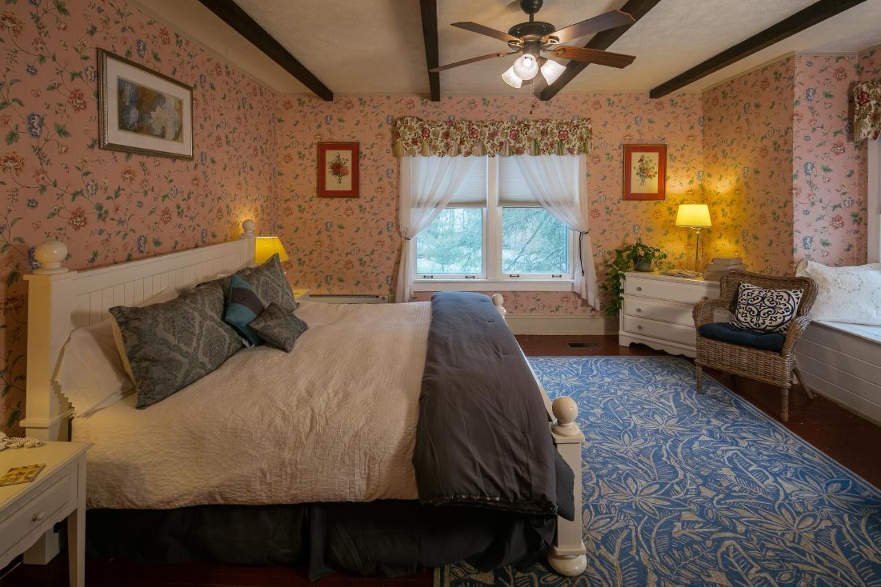 Taylor House Inn バナー・エルク エクステリア 写真