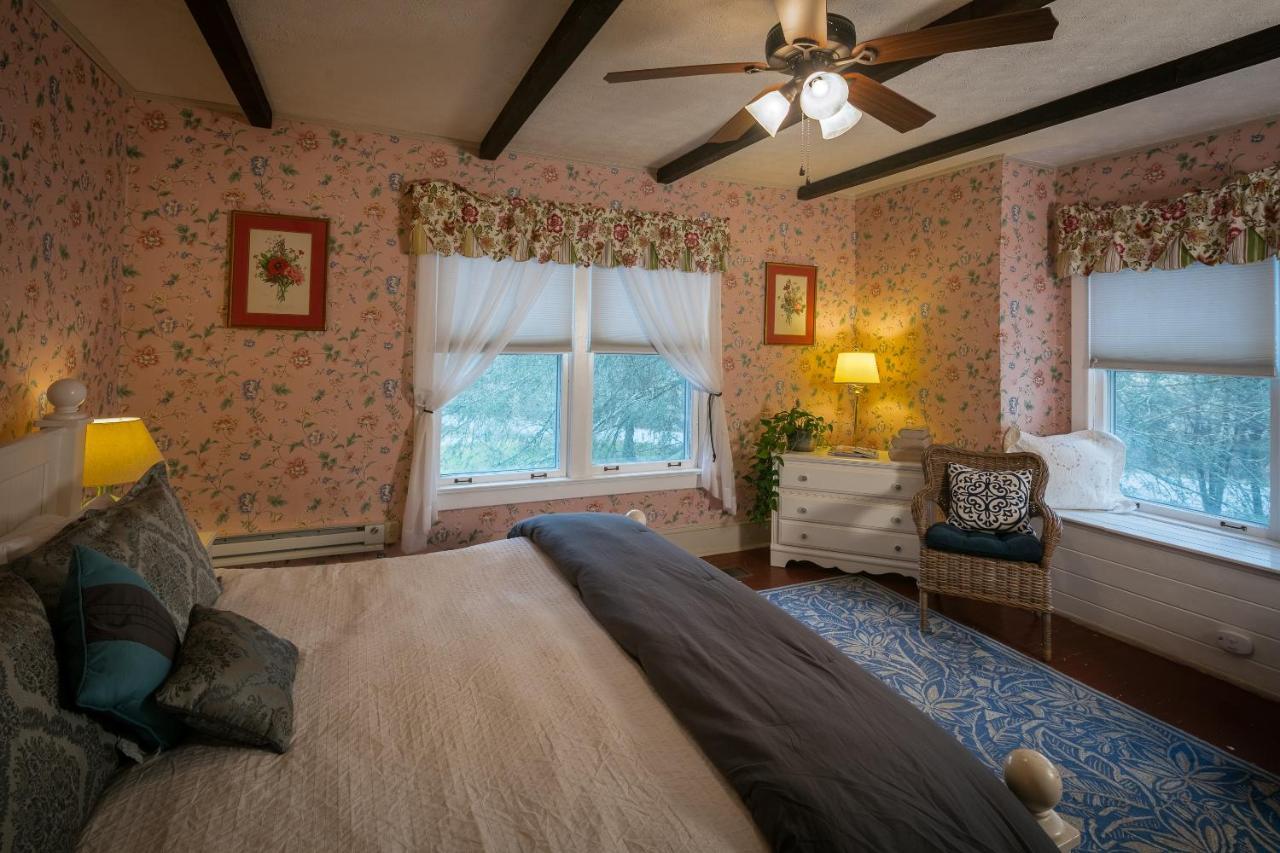 Taylor House Inn バナー・エルク エクステリア 写真